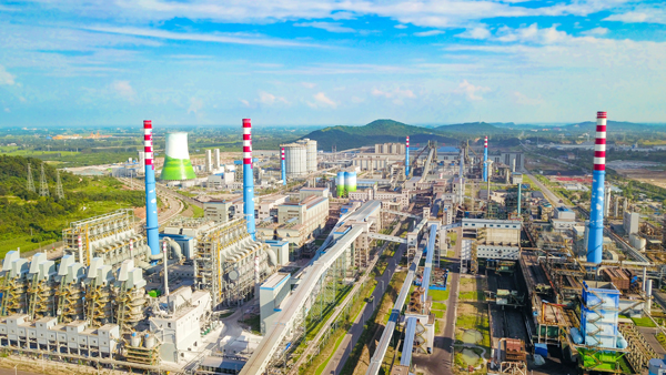 1. 六安钢铁控股集团有限公司全貌（封面图片）.jpg